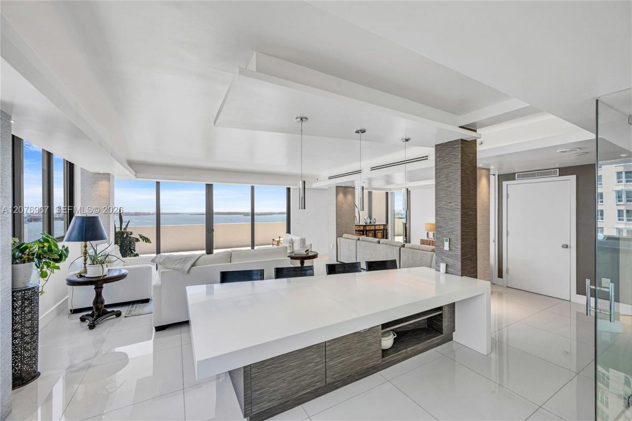 540 Brickell Key Dr , Unit 1820, Miami, FL 33131 Photo