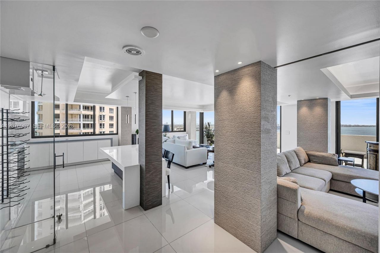 540 Brickell Key Dr , Unit 1820, Miami, FL 33131 Photo
