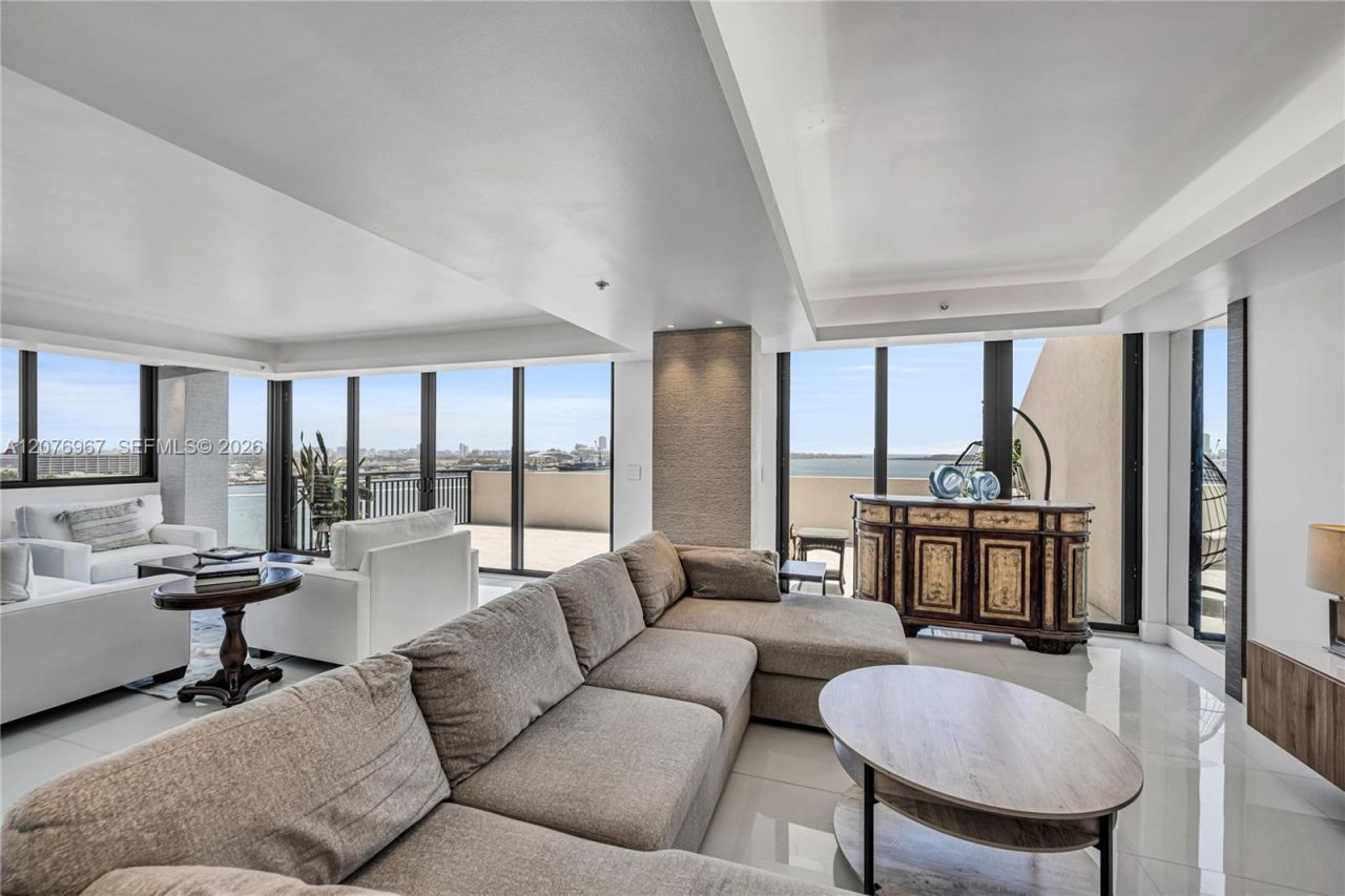 540 Brickell Key Dr , Unit 1820, Miami, FL 33131 Photo