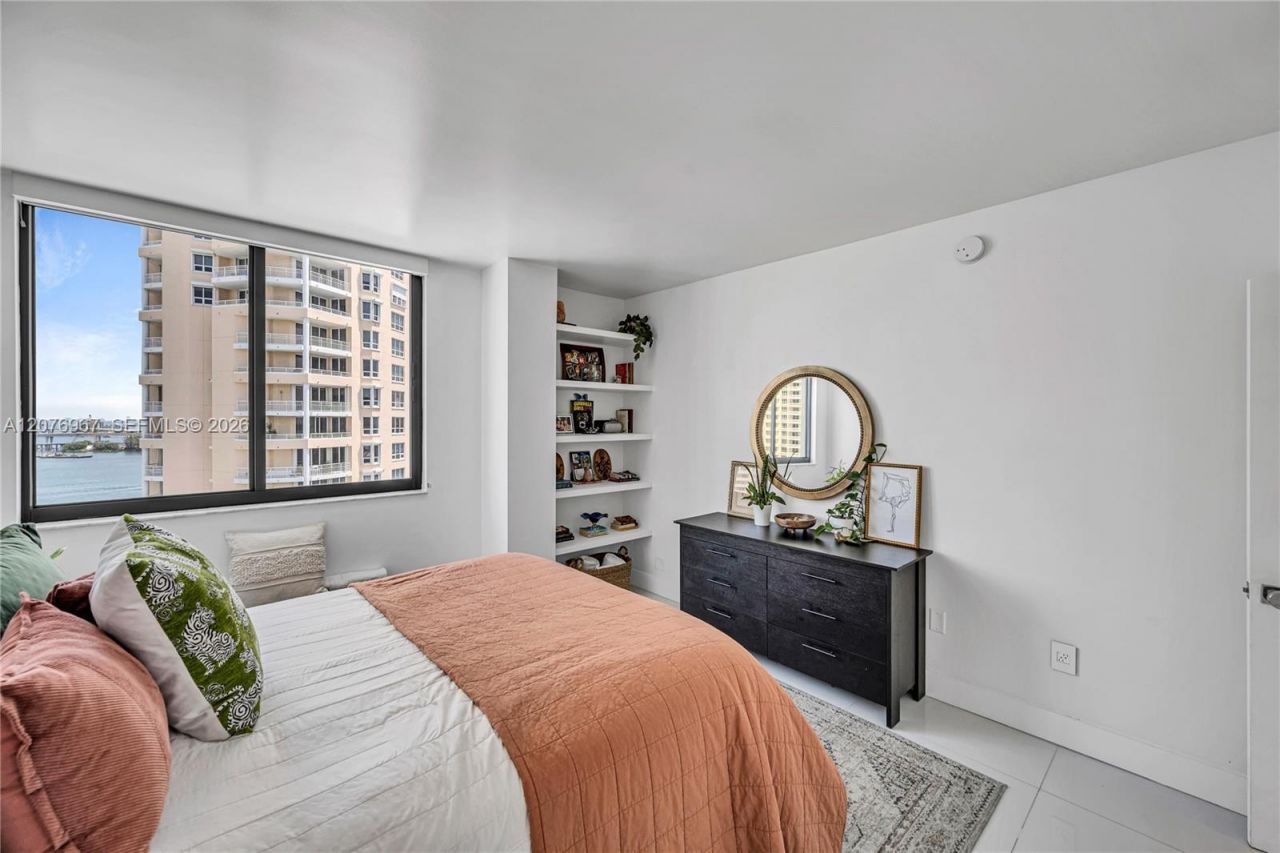 540 Brickell Key Dr , Unit 1820, Miami, FL 33131 Photo