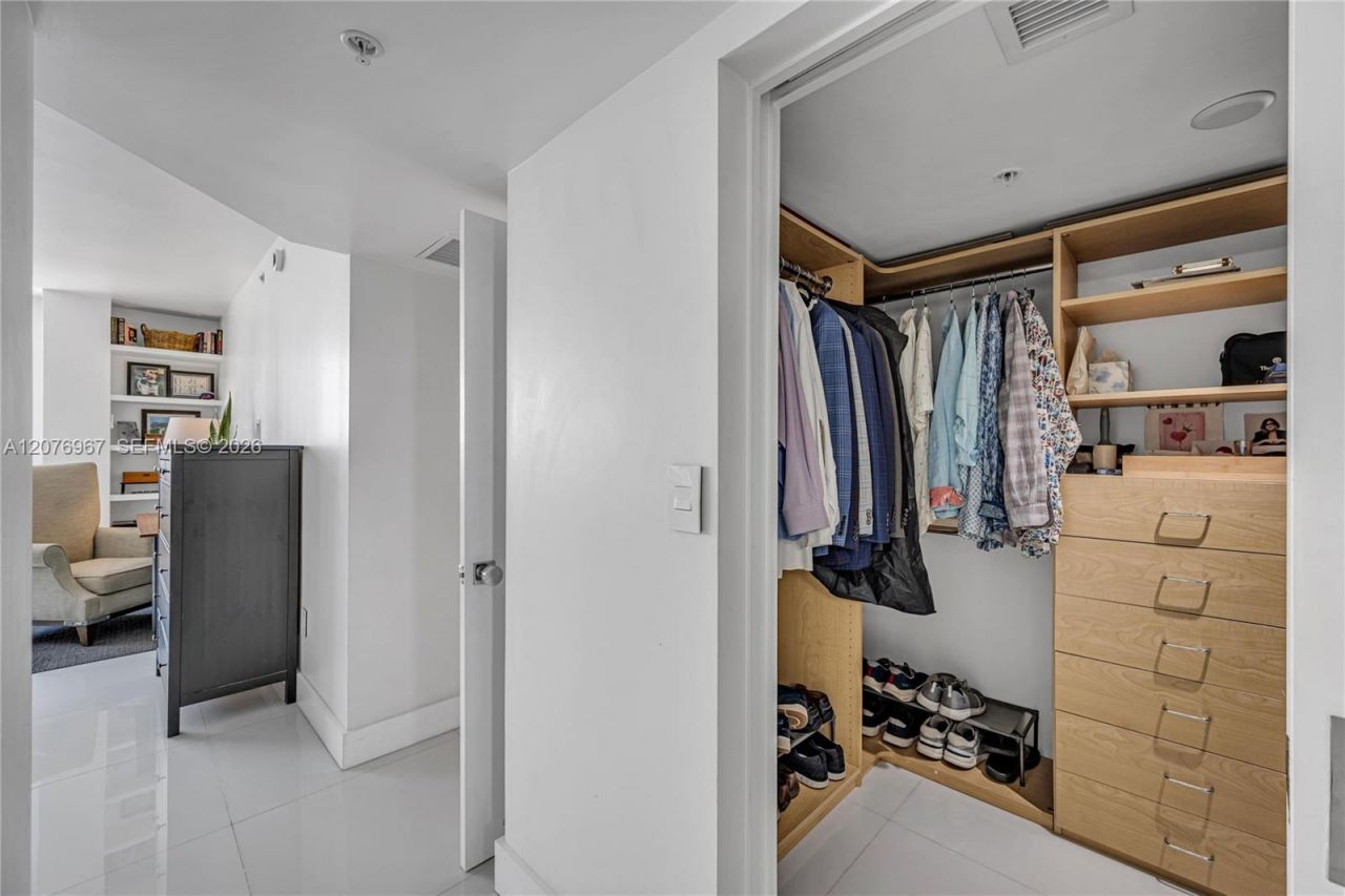 540 Brickell Key Dr , Unit 1820, Miami, FL 33131 Photo