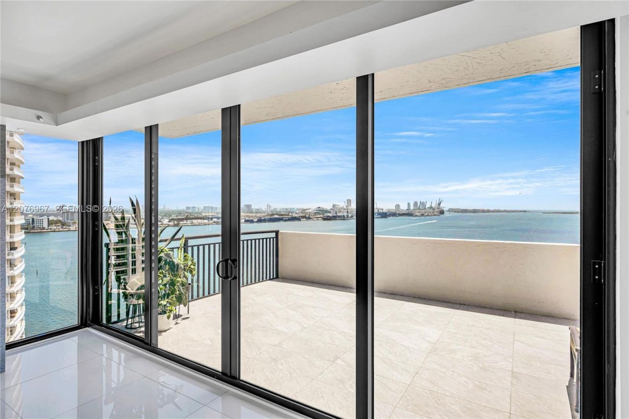 540 Brickell Key Dr , Unit 1820, Miami, FL 33131 Photo