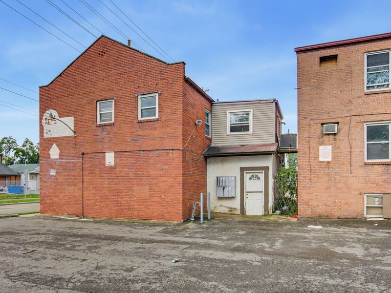 1084-1086 E Hudson Street, Columbus, OH 43211 Photo 13