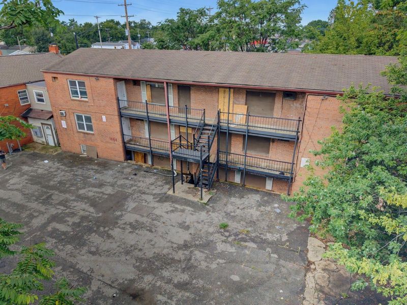 1084-1086 E Hudson Street, Columbus, OH 43211 Photo 3