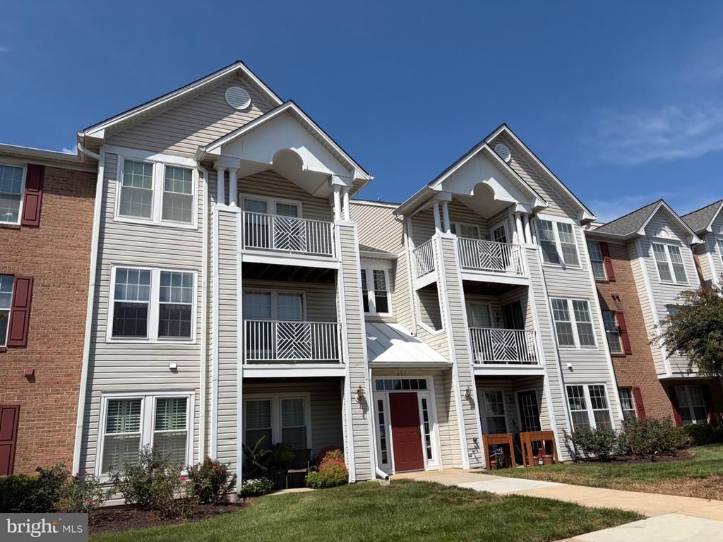 697 WINDING STREAM WAY, ODENTON, MD 21113