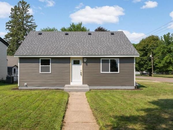4533 Welcome Avenue N, Crystal, MN 55422