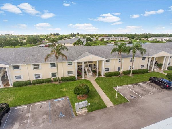 361 N Grove Isle Circle, Unit 361, Vero Beach, FL 32962