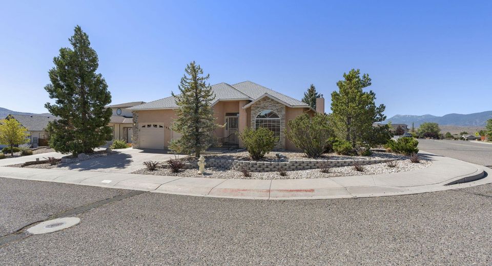 1021 Ridgeview Court, Carson City, NV 89705 Photo