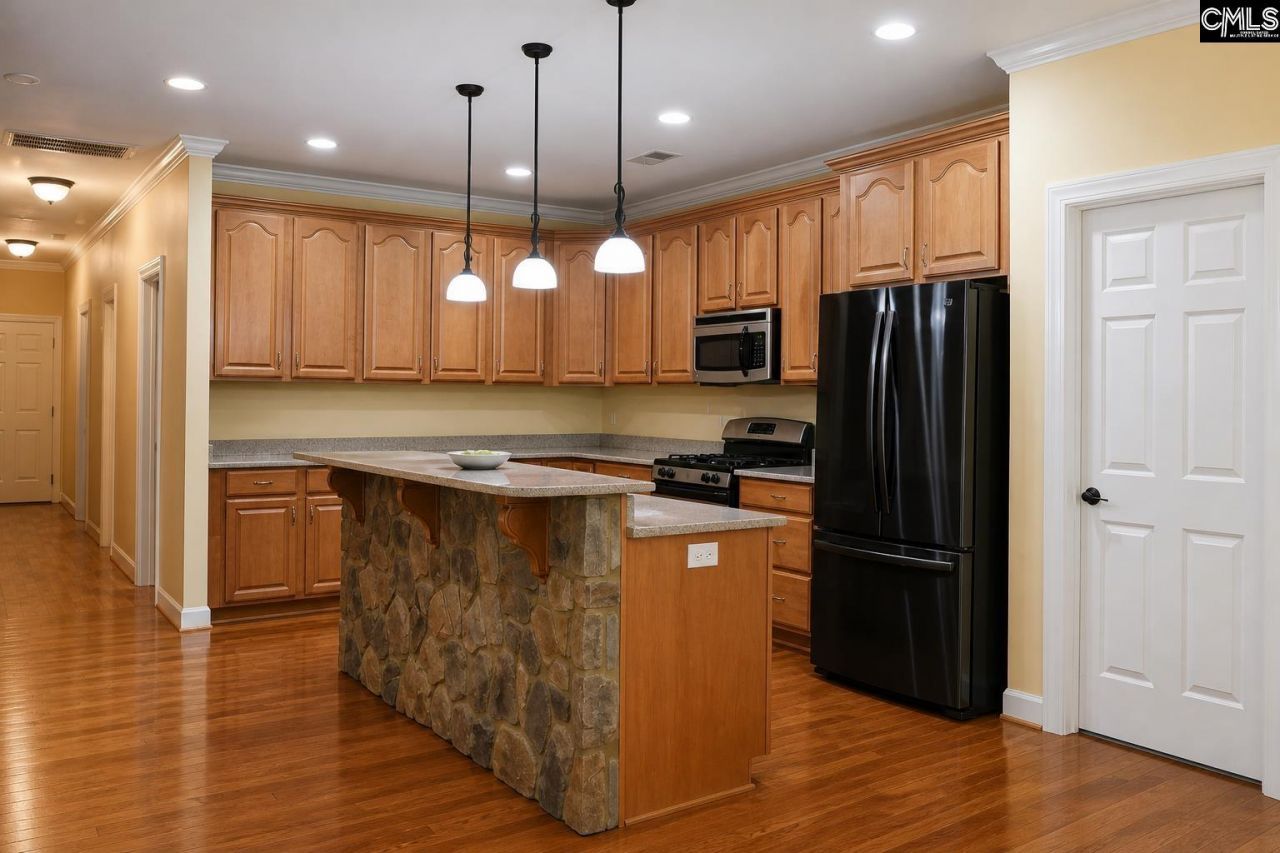 152 Summer Breeze Drive  Photo 14