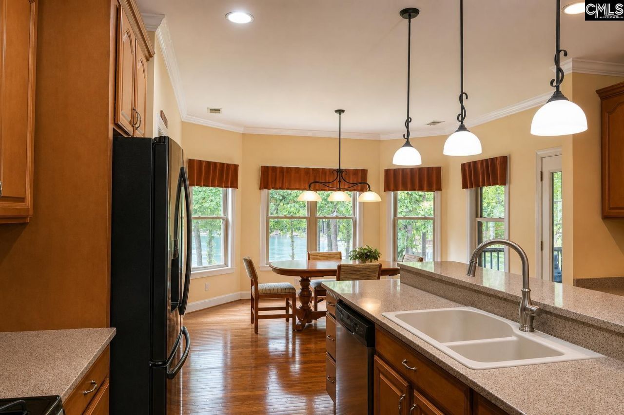 152 Summer Breeze Drive  Photo 16