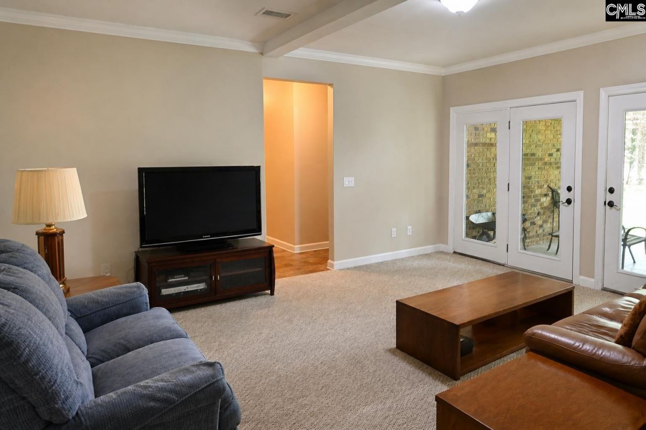 152 Summer Breeze Drive  Photo 33