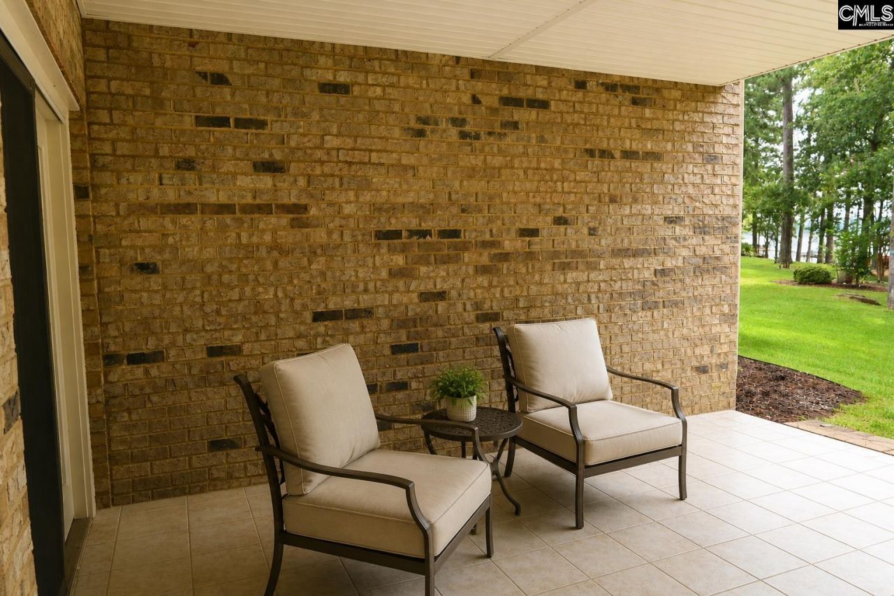 152 Summer Breeze Drive  Photo 34
