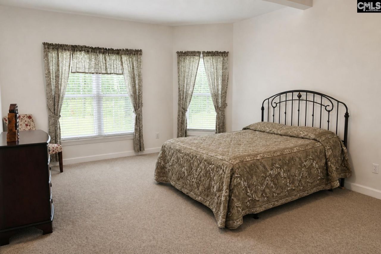 152 Summer Breeze Drive  Photo 37