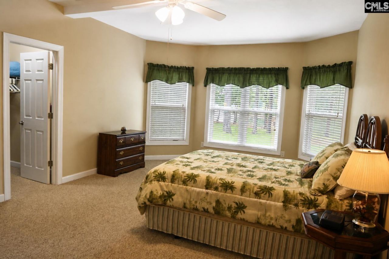 152 Summer Breeze Drive  Photo 39