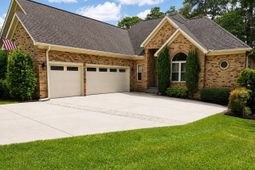 152 Summer Breeze Drive  photo 4