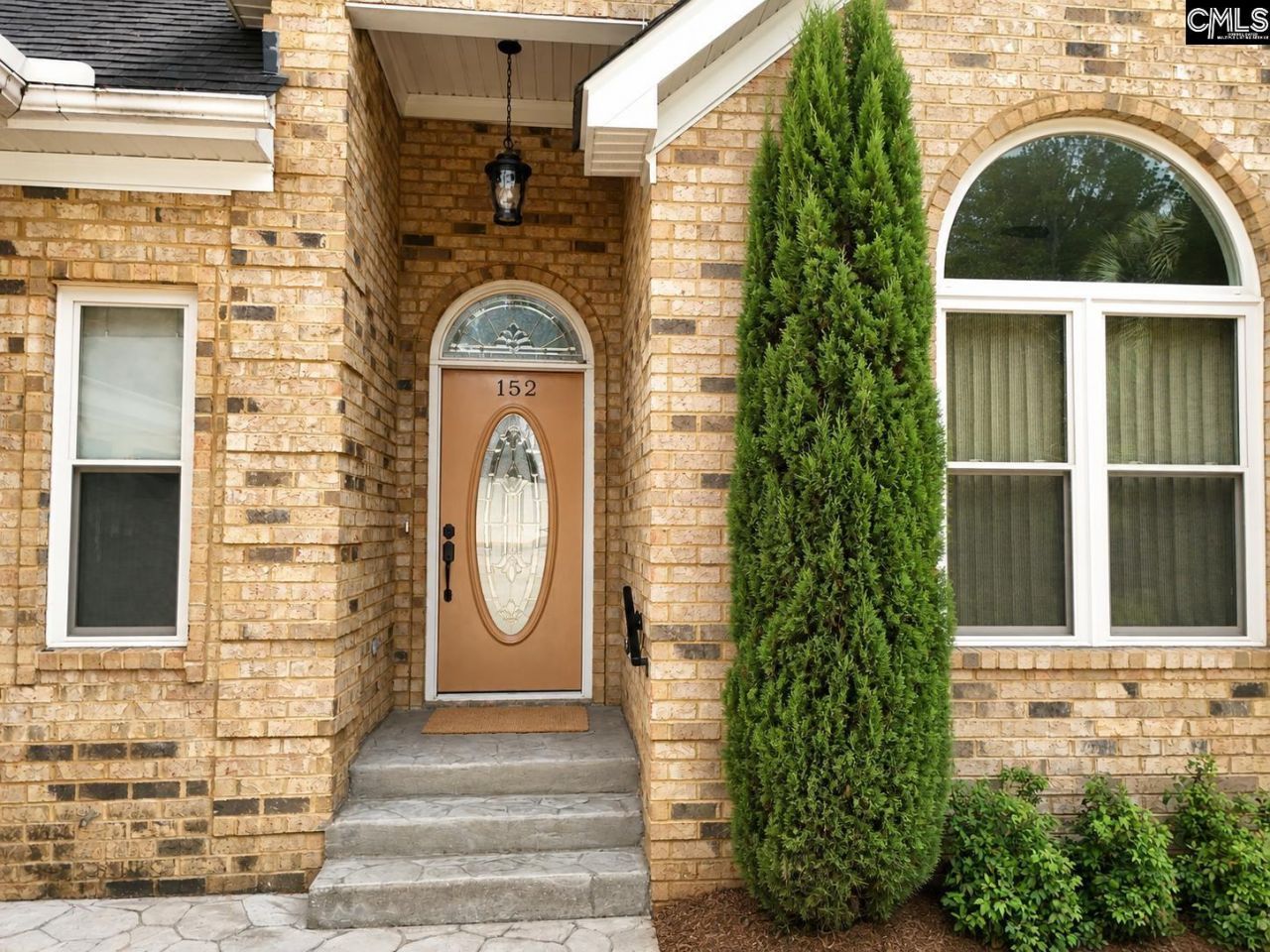 152 Summer Breeze Drive  Photo 5