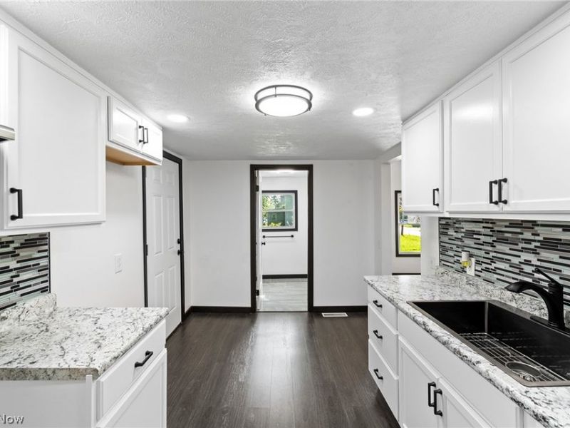 103 W Miller Avenue, Akron, OH 44301 Photo 13