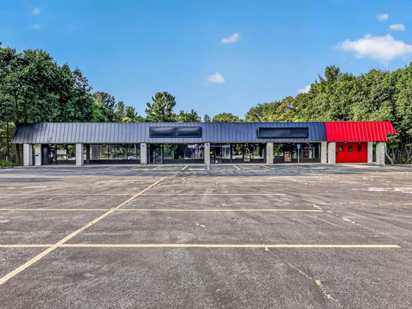 1006 E Colby Street, Whitehall, MI 49461