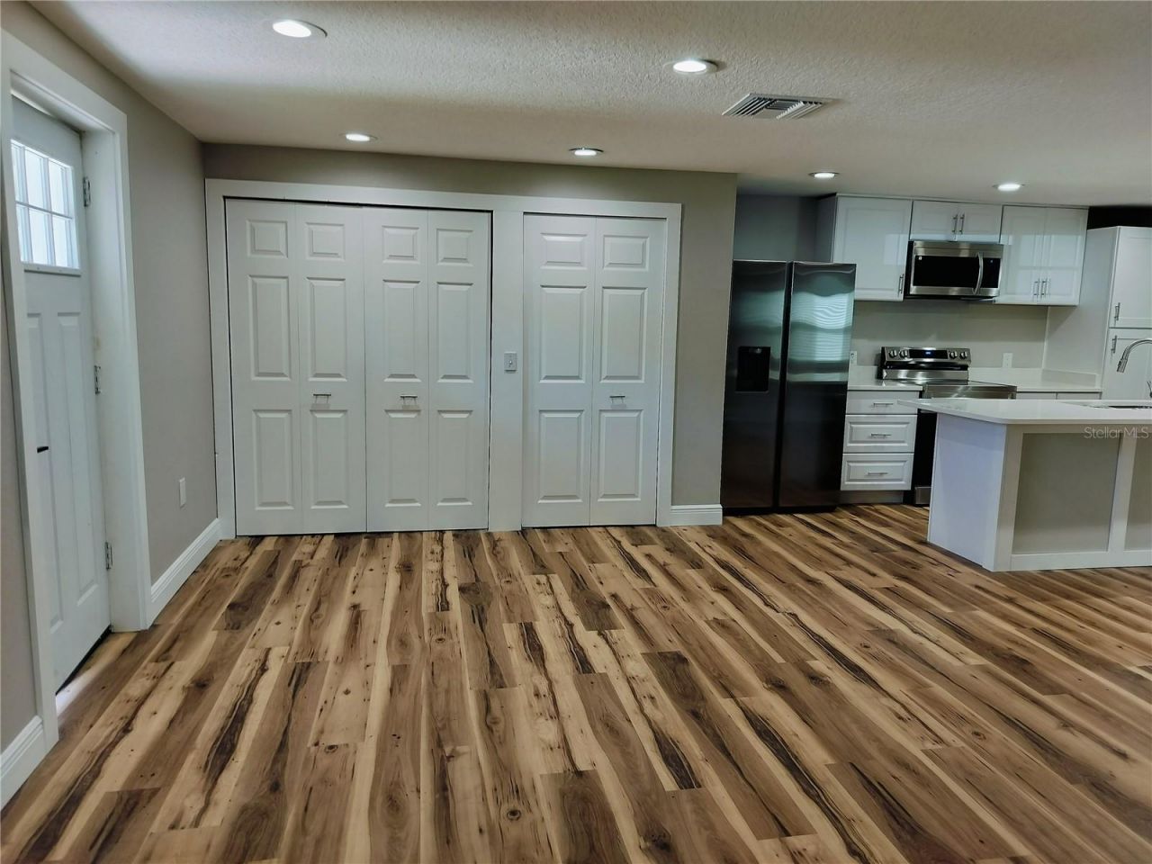 25405b Colmar Avenue, Unit B, Mount Plymouth, FL 32776 Photo
