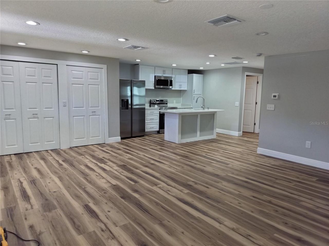 25405b Colmar Avenue, Unit B, Mount Plymouth, FL 32776 Photo