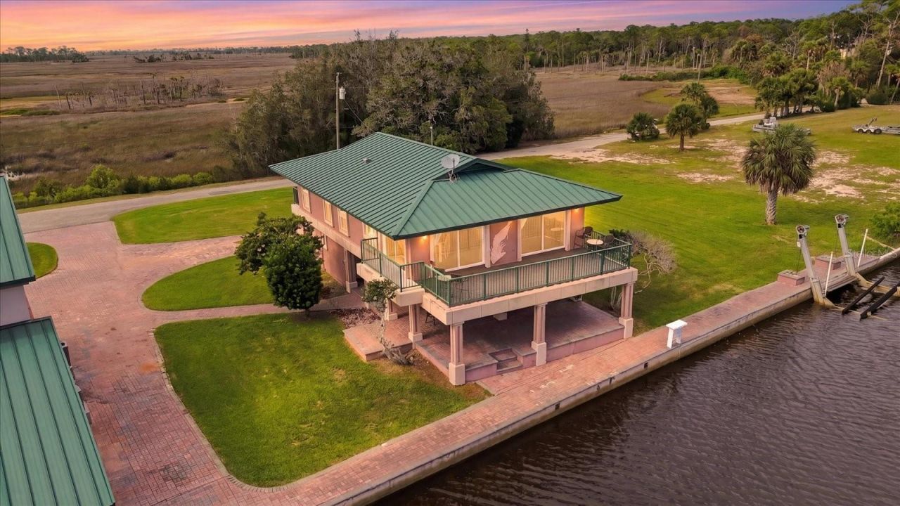 3198 Indian Gulf Lane, Hernando Beach, FL 34607 Photo