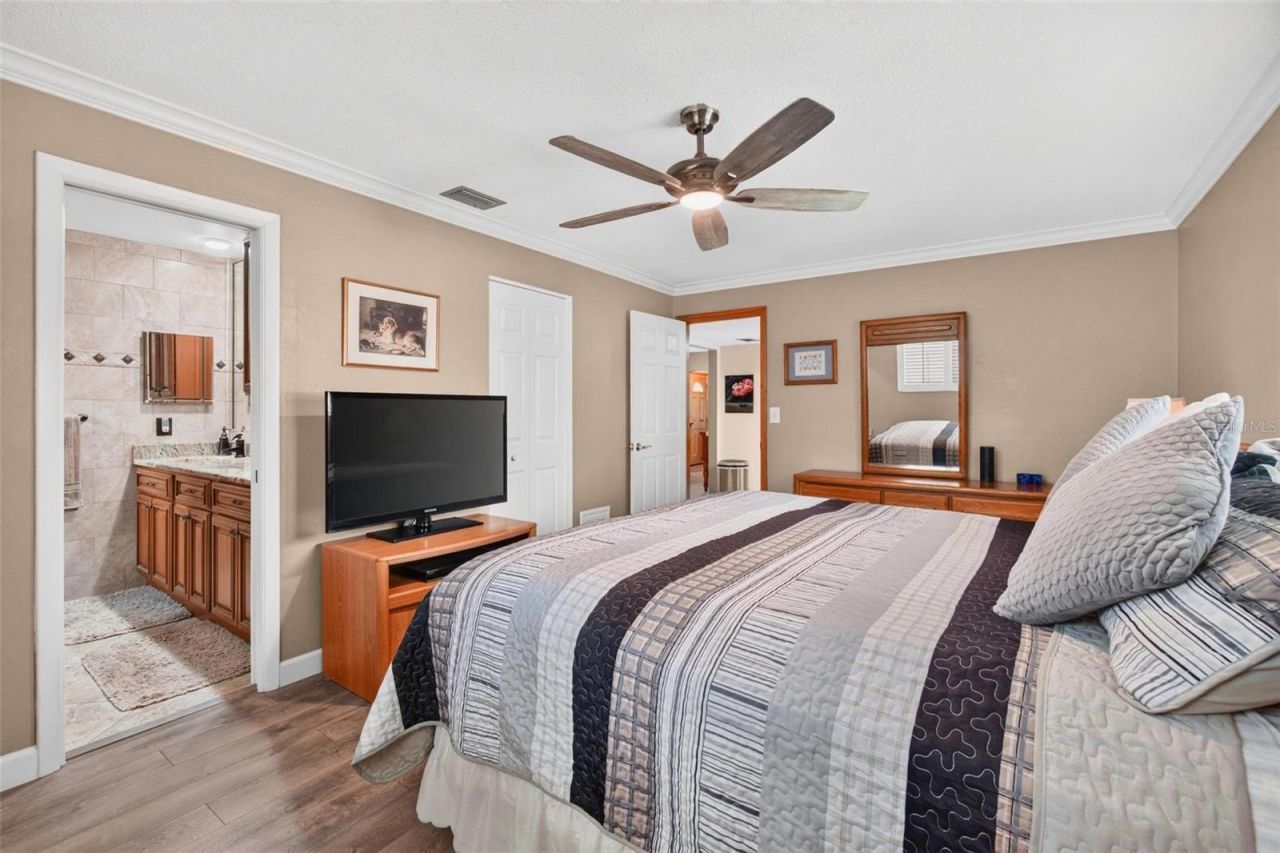 6225 43rd Avenue N, Kenneth City, FL 33709 Photo