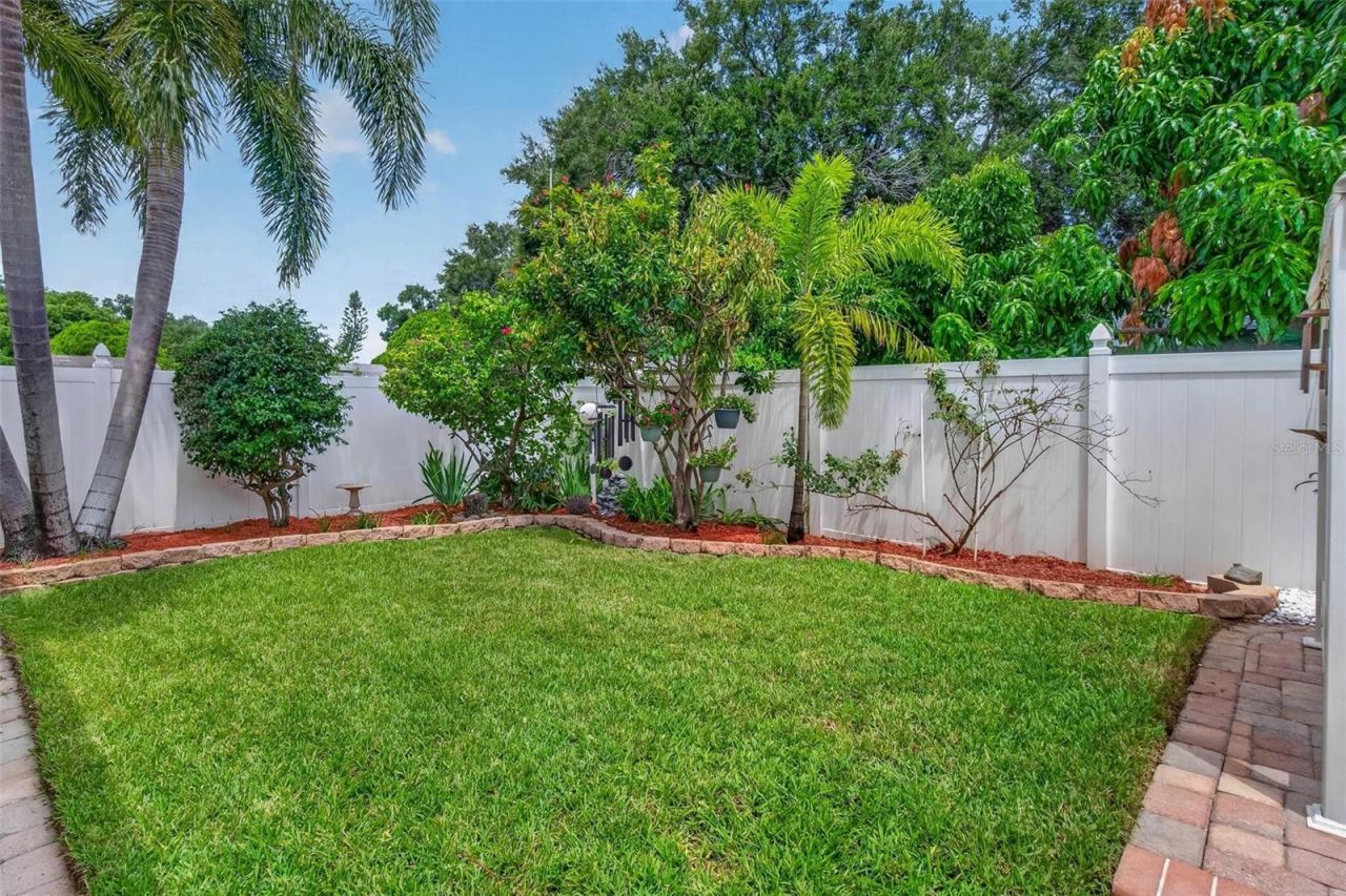 6225 43rd Avenue N, Kenneth City, FL 33709 Photo