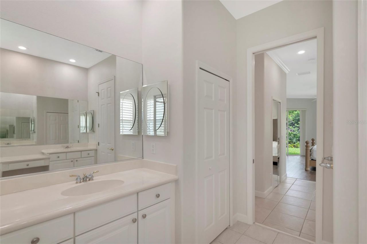 4953 Gardiners Bay Circle, Sarasota, FL 34238 Photo