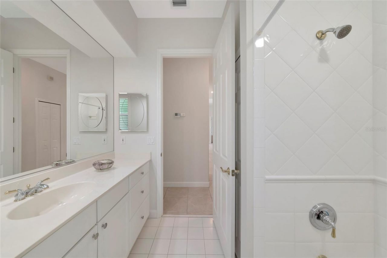 4953 Gardiners Bay Circle, Sarasota, FL 34238 Photo