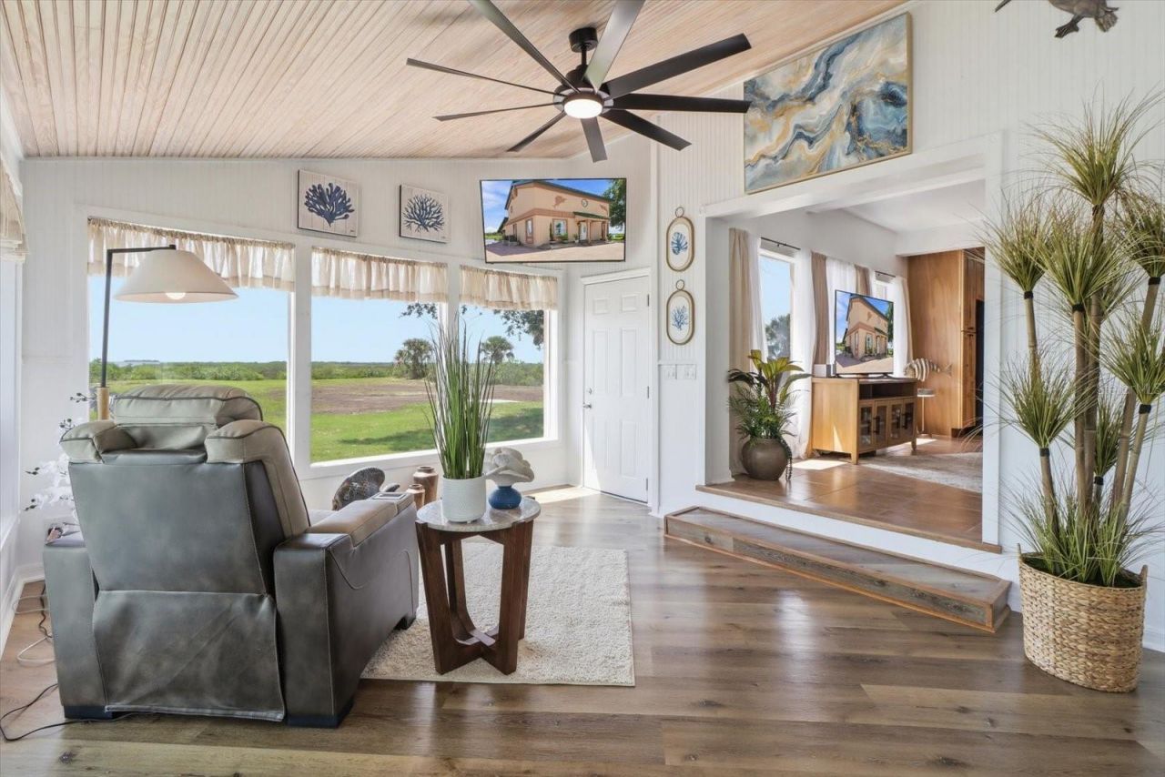 3194 Indian Gulf Lane, Hernando Beach, FL 34607 Photo