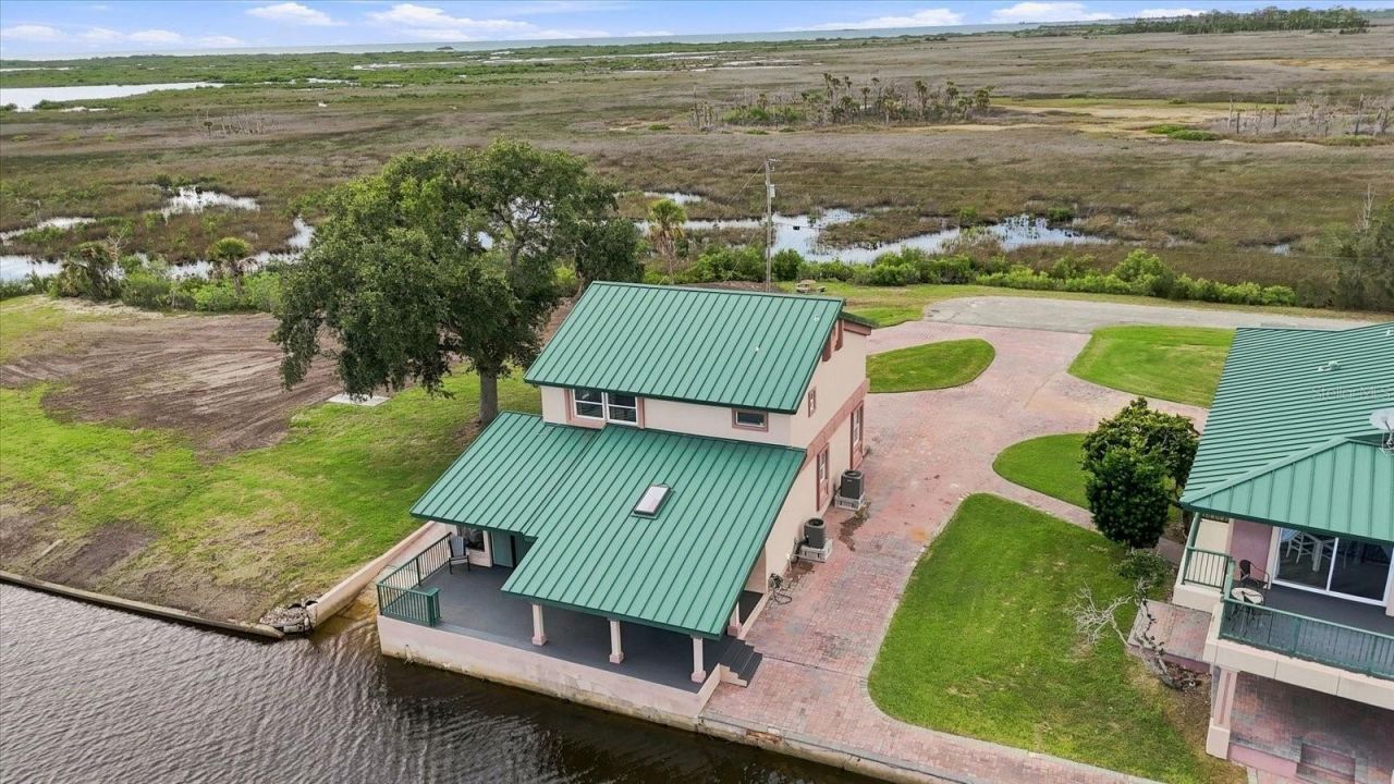 3194 Indian Gulf Lane, Hernando Beach, FL 34607 Photo