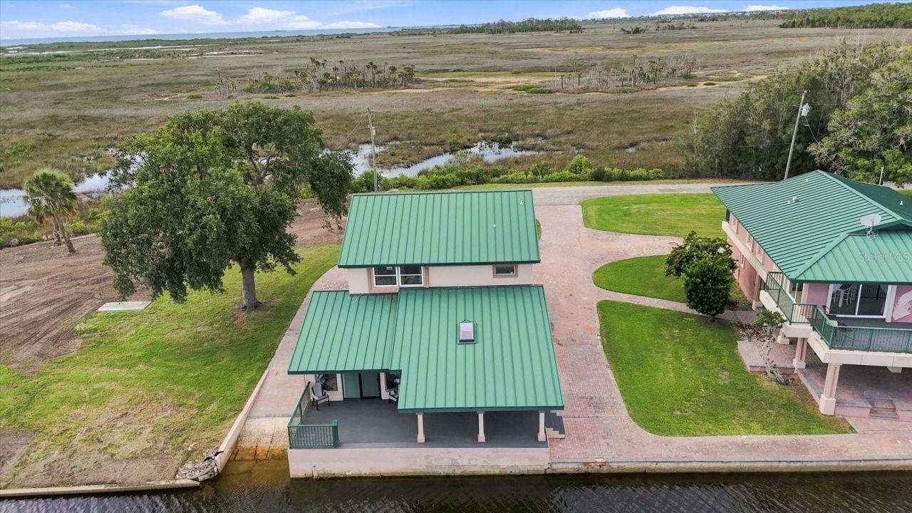 3194 Indian Gulf Lane, Hernando Beach, FL 34607 Photo