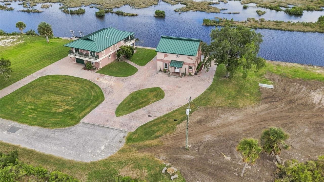 3194 Indian Gulf Lane, Hernando Beach, FL 34607 Photo