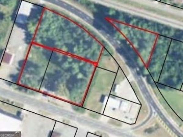 79 E OAK Street, Mcrae-Helena, GA 31055