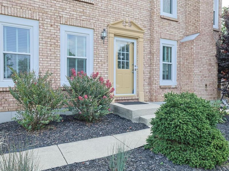 6812 Upland Court, Florence, KY 41042 Photo 2