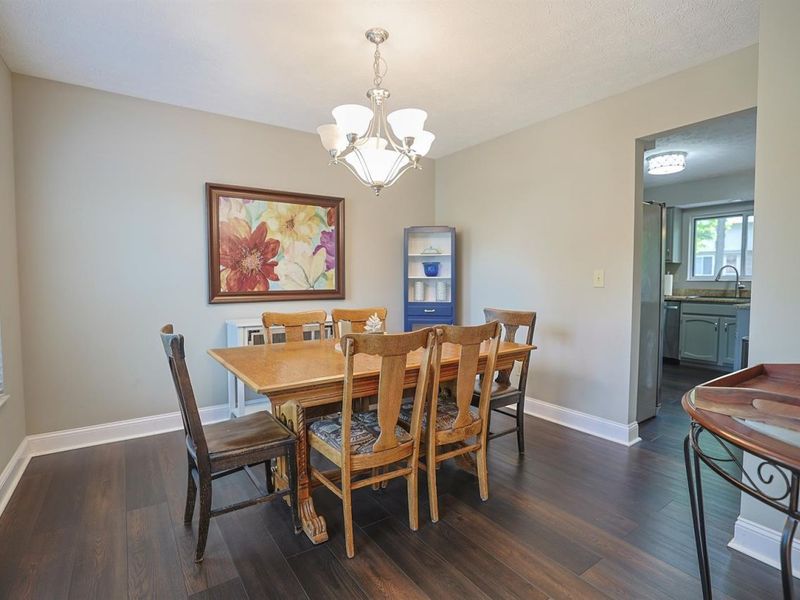 6812 Upland Court, Florence, KY 41042 Photo 9