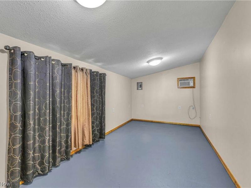 1547 49th Street, Canton, OH 44709 Photo 7