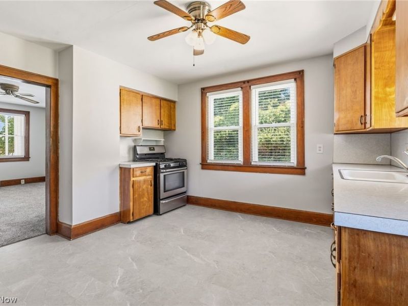 4645 Kendal Street SW, Canton, OH 44706 Photo 11