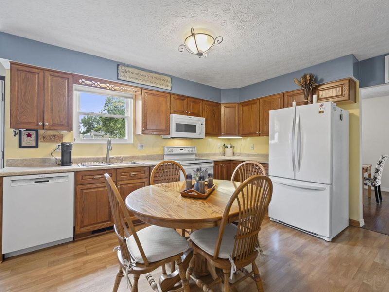 4111 Spring Flower Court, Columbus, OH 43230 Photo 17