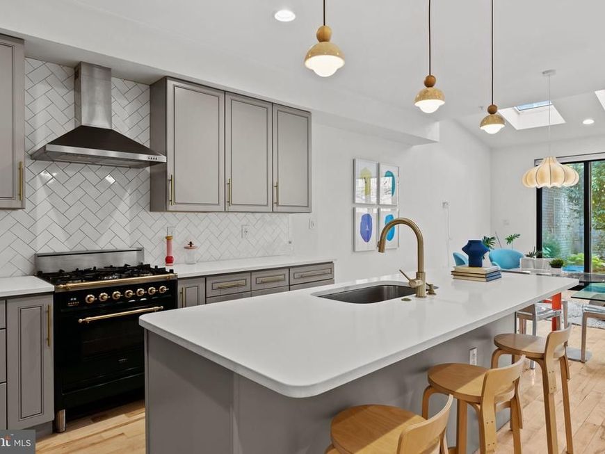 2338 E Fletcher Street, Philadelphia, PA 19125 Main Photo