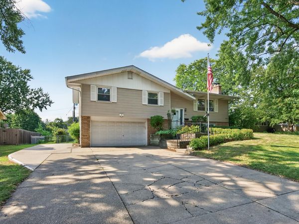 3600 Downers Drive NE, Saint Anthony, MN 55418