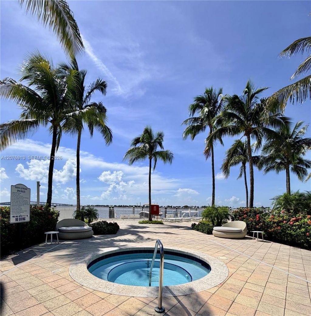 2101 Brickell Ave , Unit 1805, Miami, FL 33129 Photo