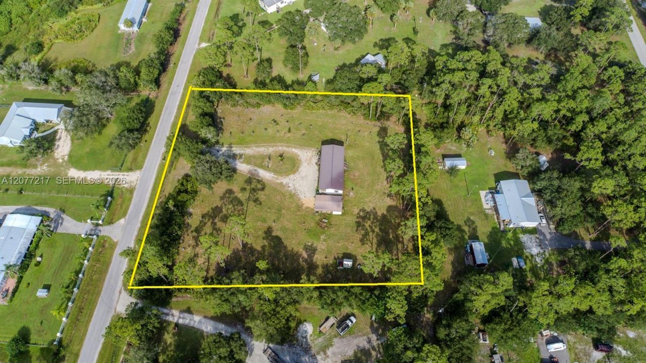 4075 Fort Center Avenue , La Belle, FL 33935 Photo