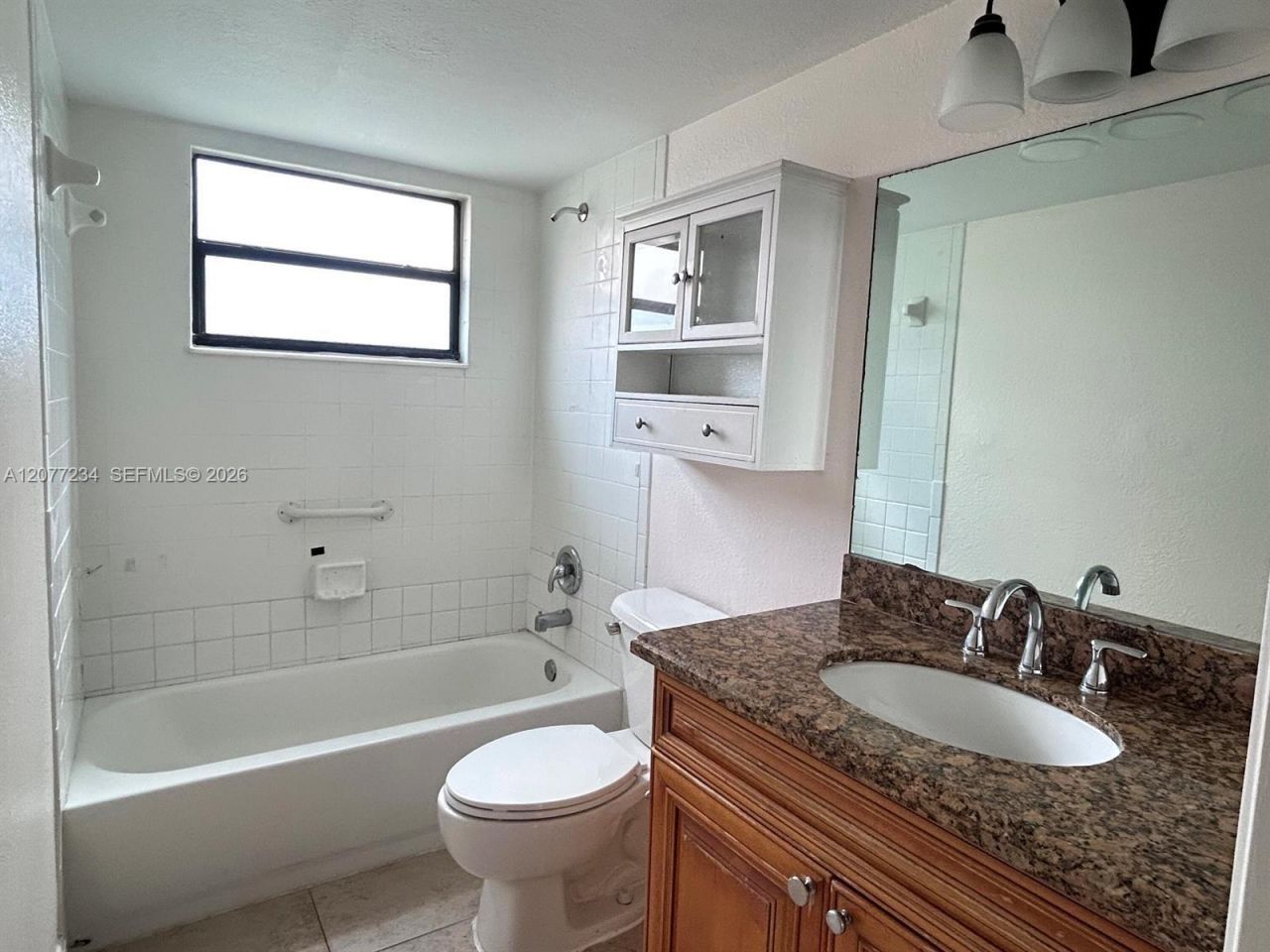 1525 Lake Crystal Dr, Unit D, West Palm Beach, FL 33411 Photo