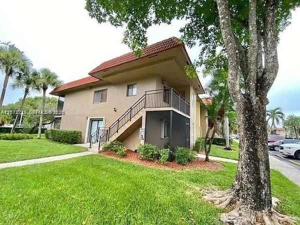 215 Lakeview Dr , Unit 203, Weston, FL 33326