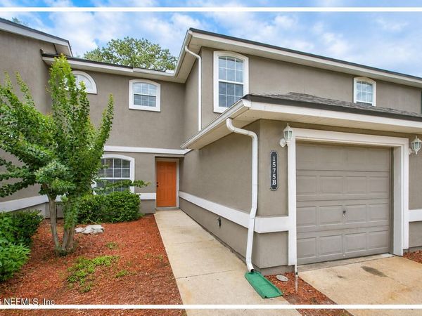 1575 VINELAND Circle, Unit B, Fleming Island, FL 32003
