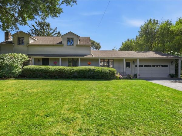695 Embury Rd Road , Rochester, NY 14625