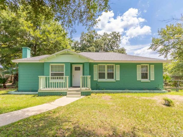 201 Brown Rd, Pensacola, FL 32507