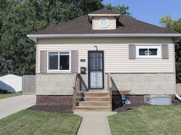 916 S 4th Street, Aberdeen, SD 57401