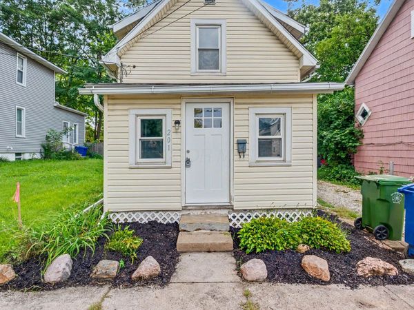 201 S Franklin Street , Delaware, OH 43015